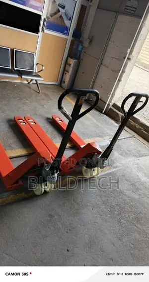 High Quality 3ton Pallet Truck for Loading