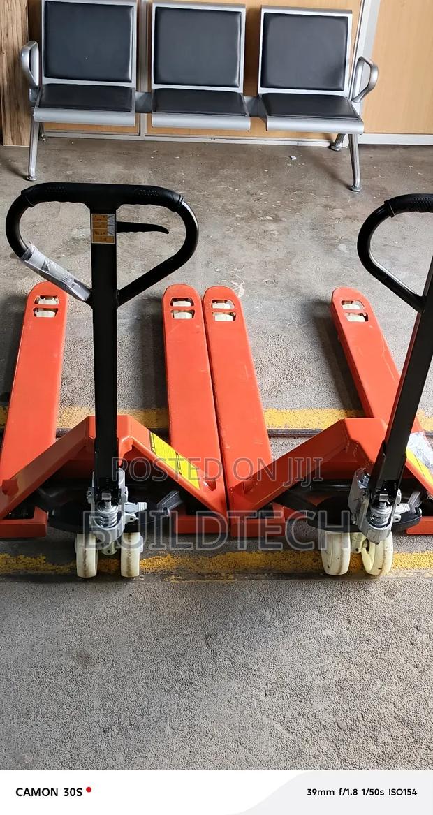 Commercial Grade Pallet Truck 3ton - thumbnail 2
