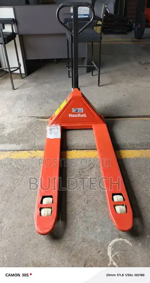 Durable Manual Pallet Truck 3000 KGS