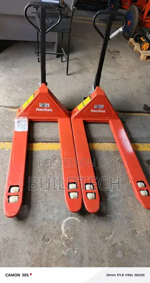 Proffessional Pallet Truck 3000 KGS