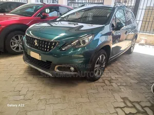Peugeot 2008 2019 Green