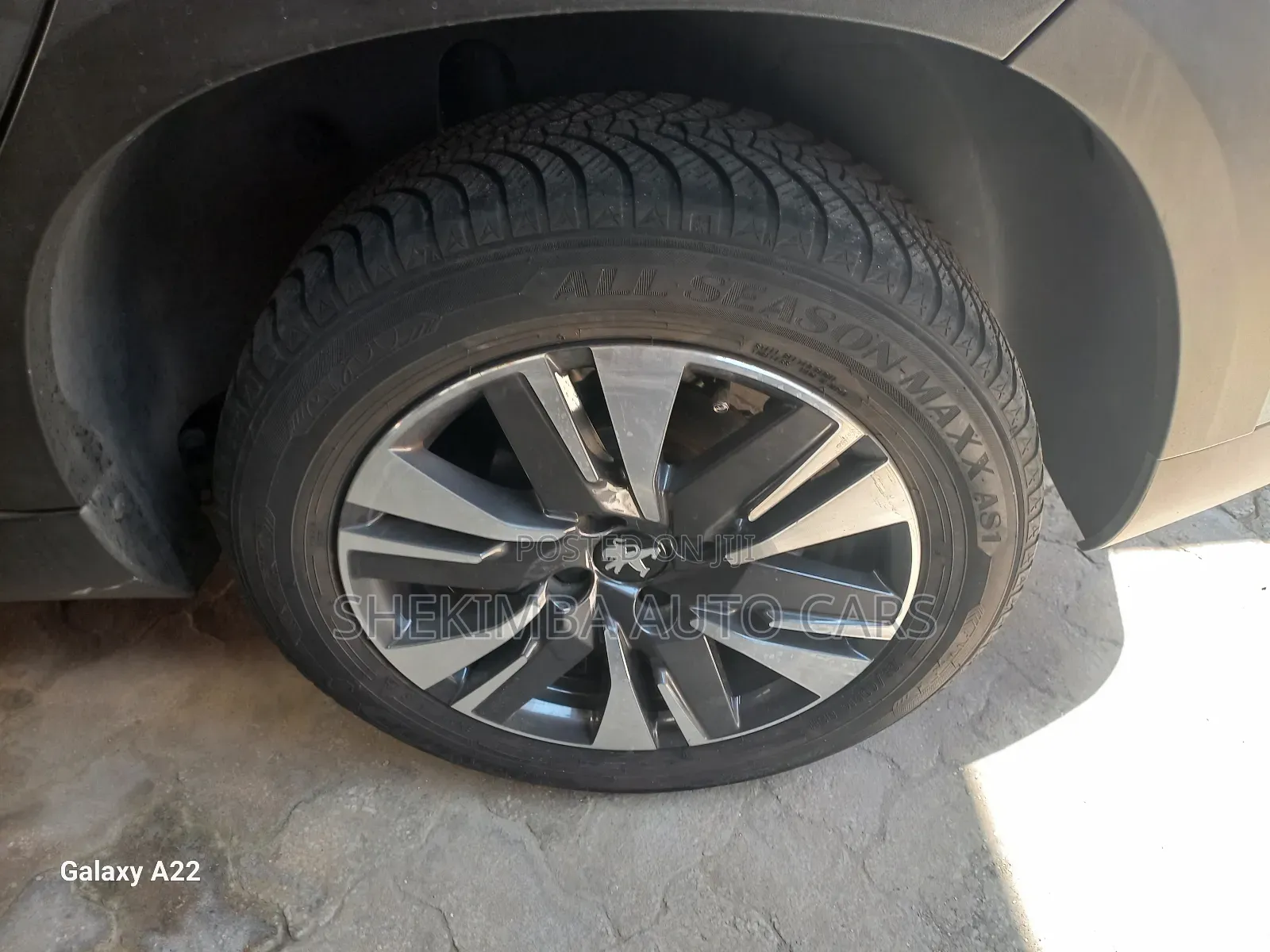 Peugeot 2008 2019 Green
