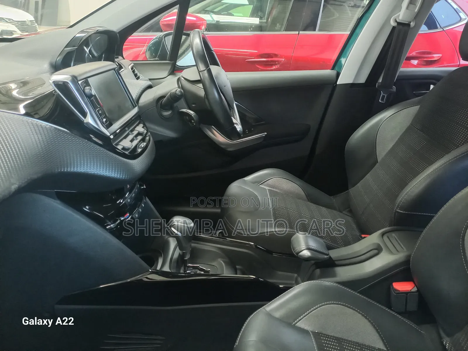 Peugeot 2008 2019 Green