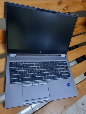 New Laptop HP ZBook Fury 16 G9 16GB Intel Core I7 SSD 512GB
