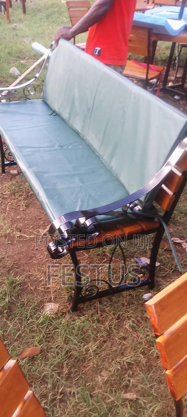 Garden Benches With Cushion - main view