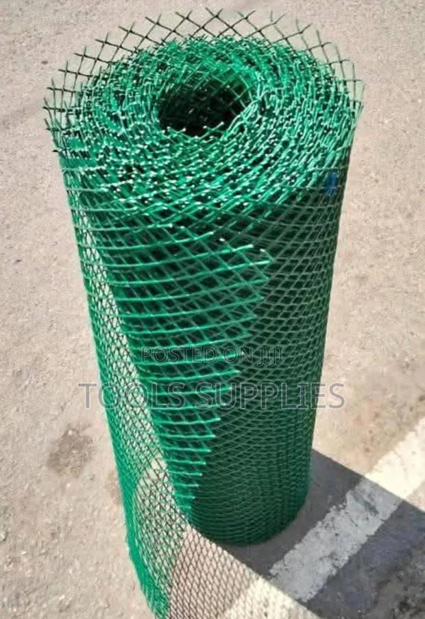 Chicken Wire Mesh 25 M by 1 M - main view