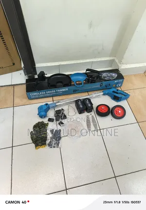 Cordless Grass Cutter/ Brush Cutter