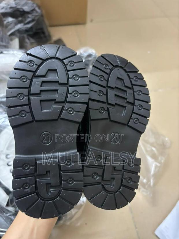 Black White Quality Kids Boots - thumbnail 3