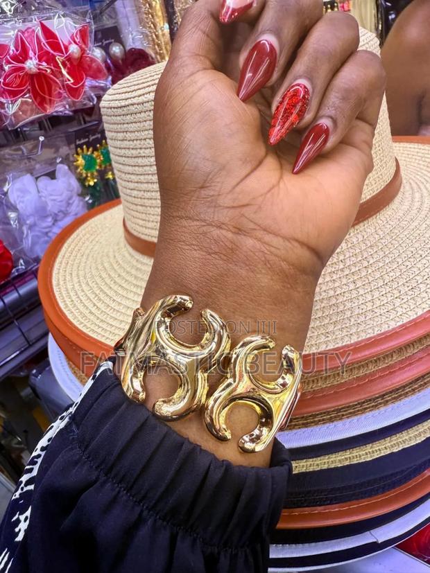 Gold Stylish Bangles Women - thumbnail 3