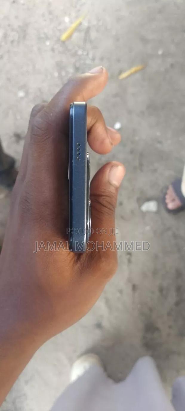 Tecno Spark 20 256 GB Blue - thumbnail 4