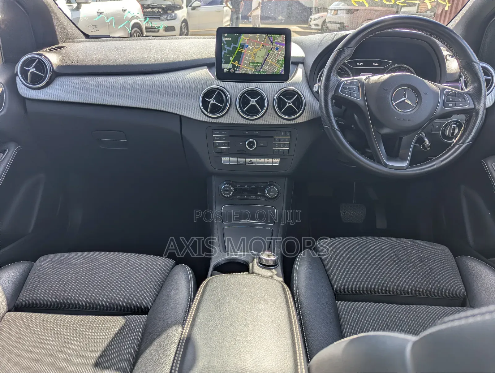 Mercedes-Benz B-Class B180 Petrol 2018 White