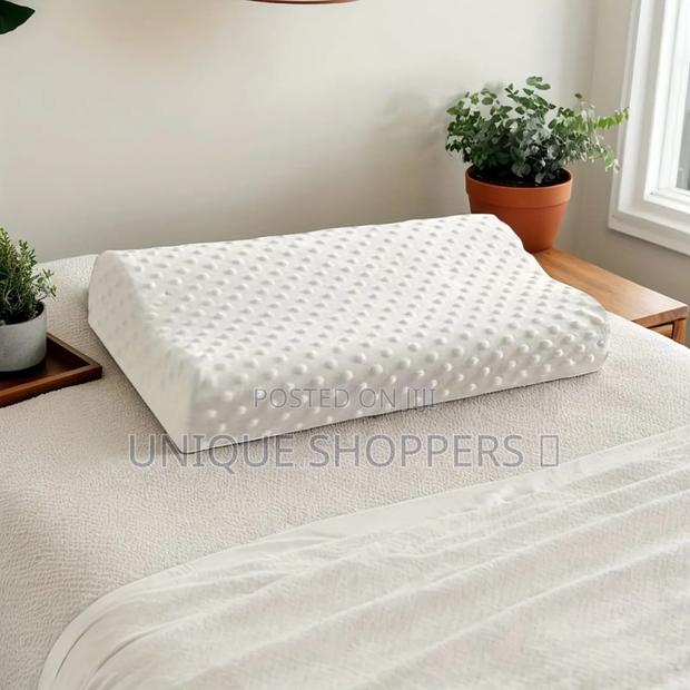 High Quality Latex /Orthopedic* Pillows - thumbnail 2