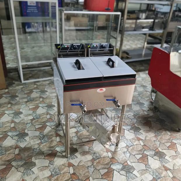 Extravagant Imported Chips Fryer - main view