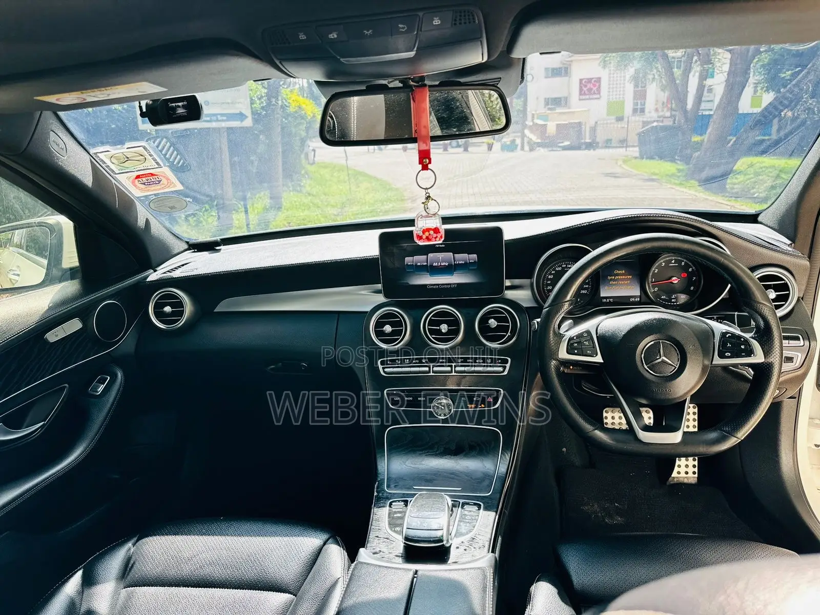 Mercedes-Benz C200 2016 White