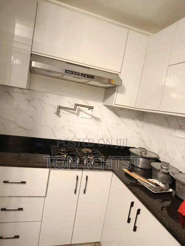 House on Sale - thumbnail 7