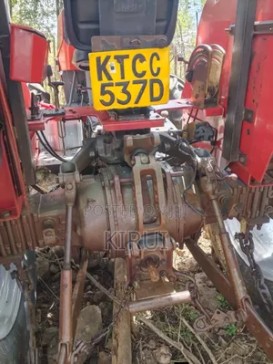 Massey Ferguson 385 4wd Tractor
