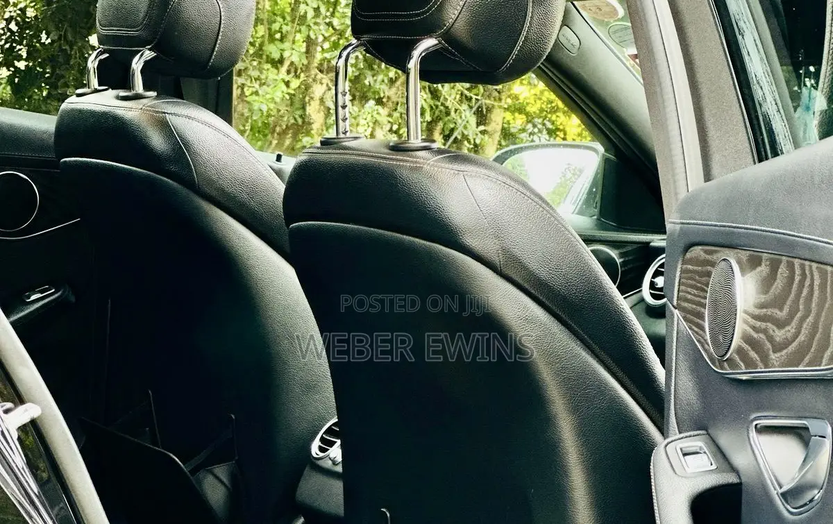 Mercedes-Benz C200 2015 Black