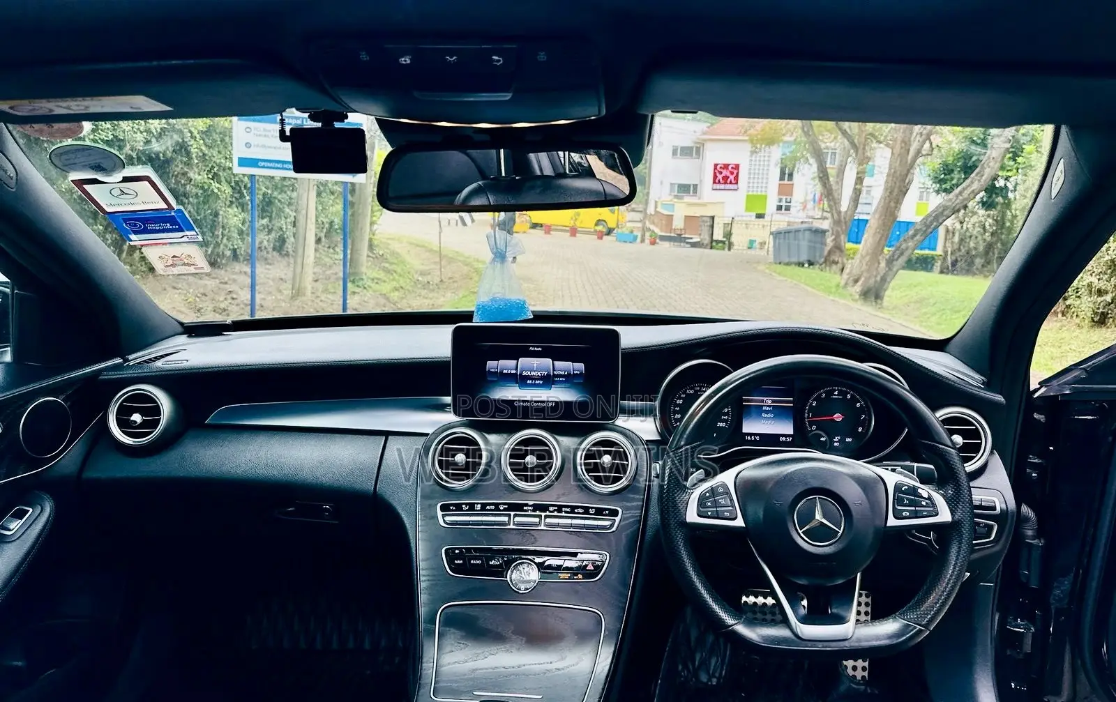 Mercedes-Benz C200 2015 Black
