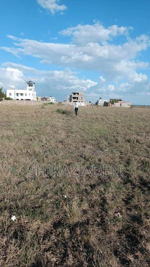 Plot for Sale - thumbnail 2