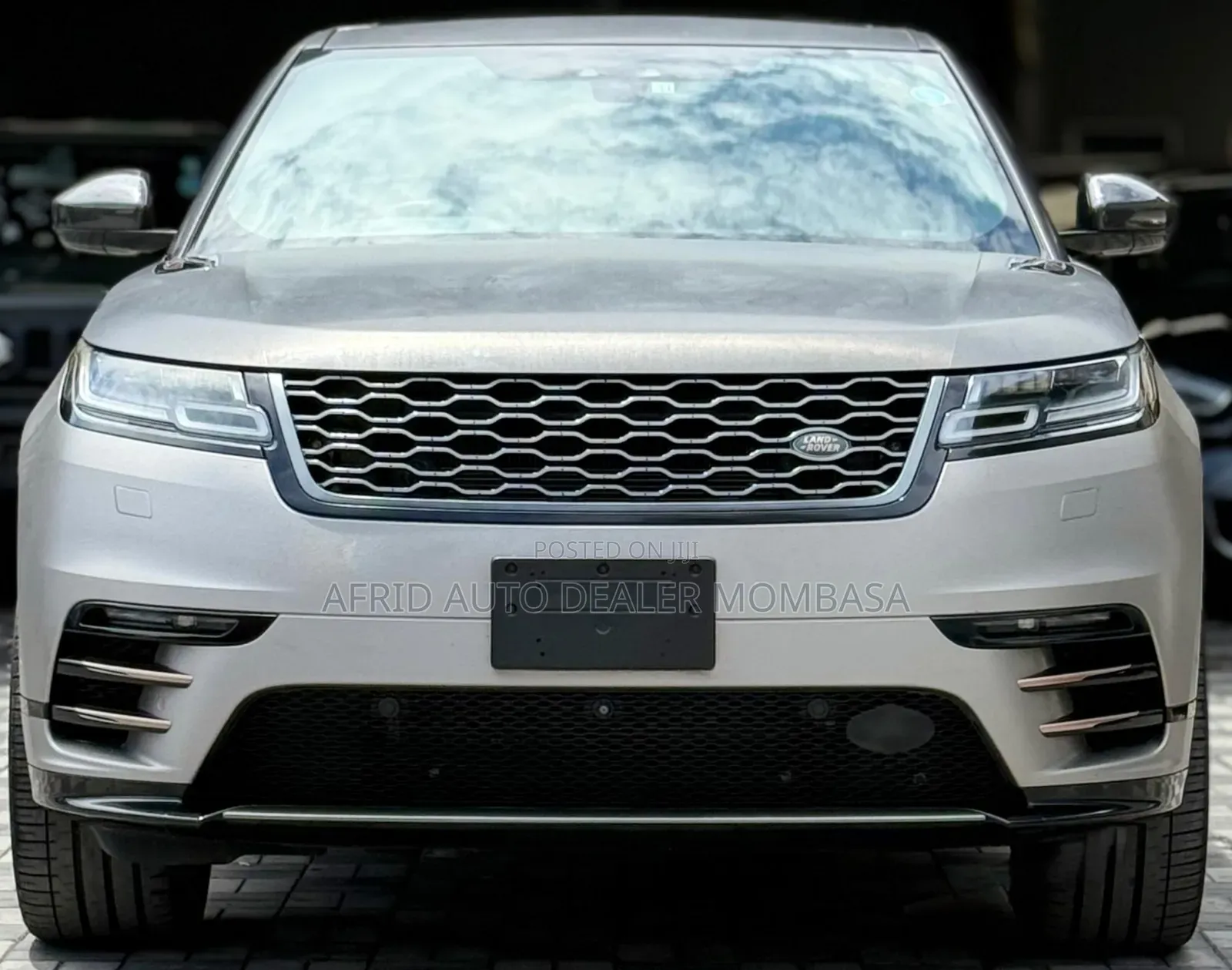Land Rover Range Rover Velar 2018 Gold