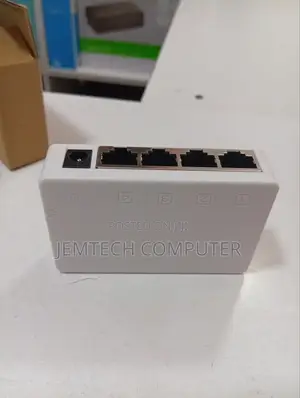 Poe Extender 4 Port (1 in 4 Out)