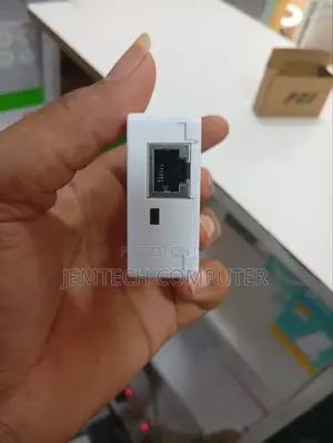 Poe Extender 4 Port (1 in 4 Out)