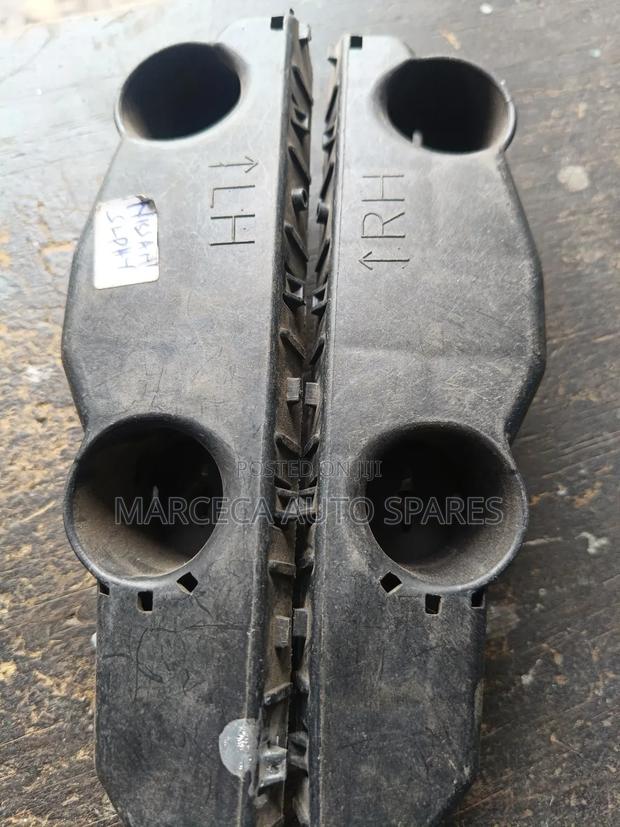 Bumper Slides Nissan Slphy Tb17