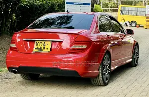 Mercedes-Benz C200 2013 Red
