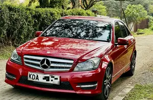 Mercedes-Benz C200 2013 Red