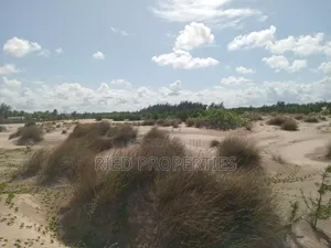 1 Acre Beach Plot in Malindi, Kiifi for Sale