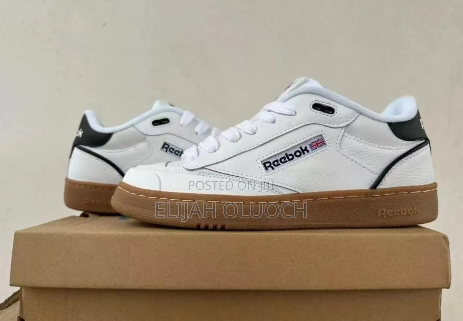 Reebok Sneakers