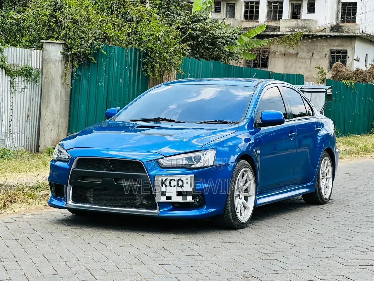 Mitsubishi Lancer Evo 2011 Blue