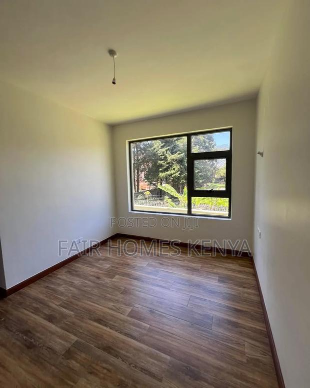 6bdrm Townhouse/Terrace in Lavington Green for sale - thumbnail 7