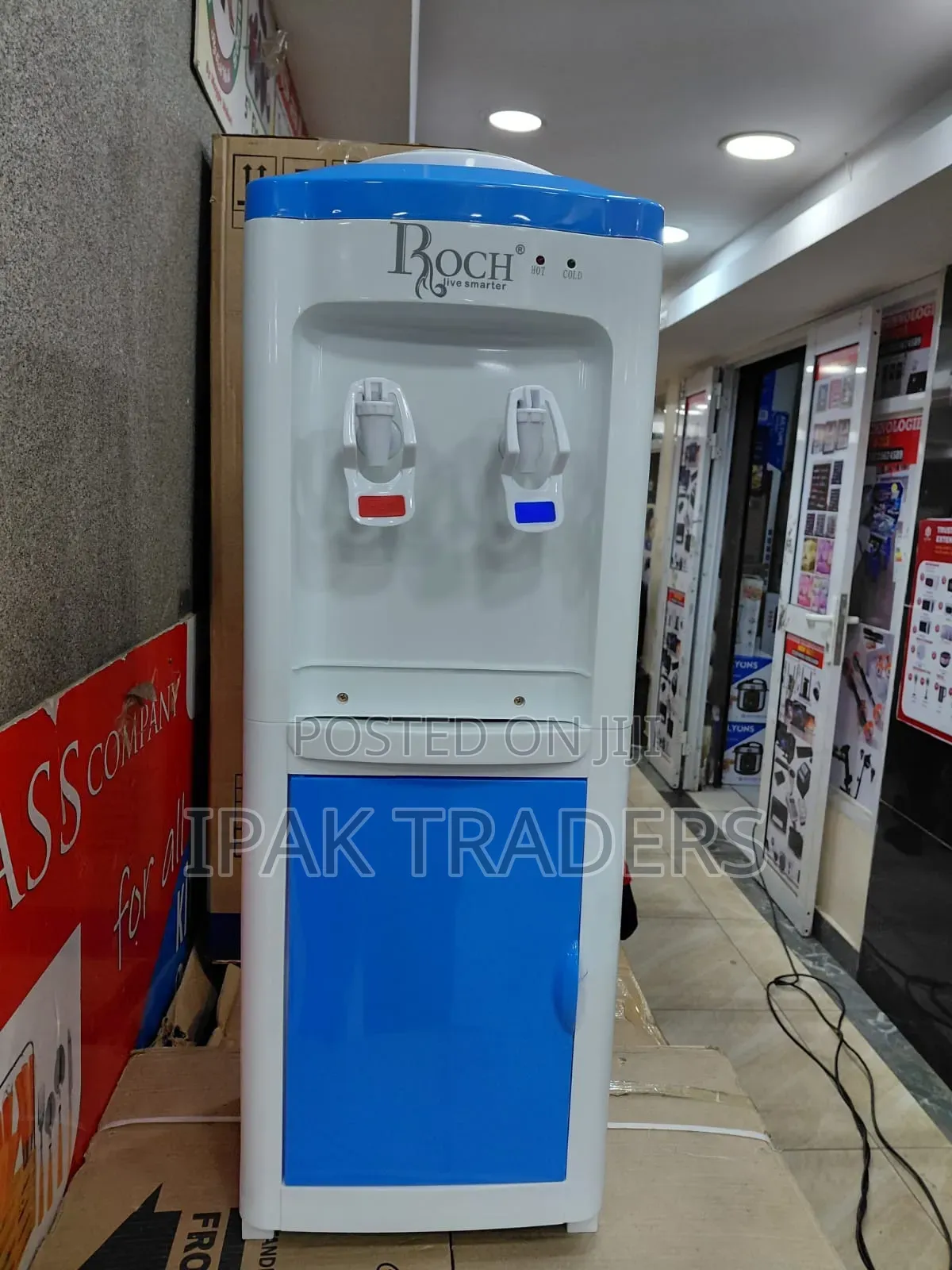 Roch RWD-09c-D (Bl/W) Hot and Cold Water Dispenser With Compressor