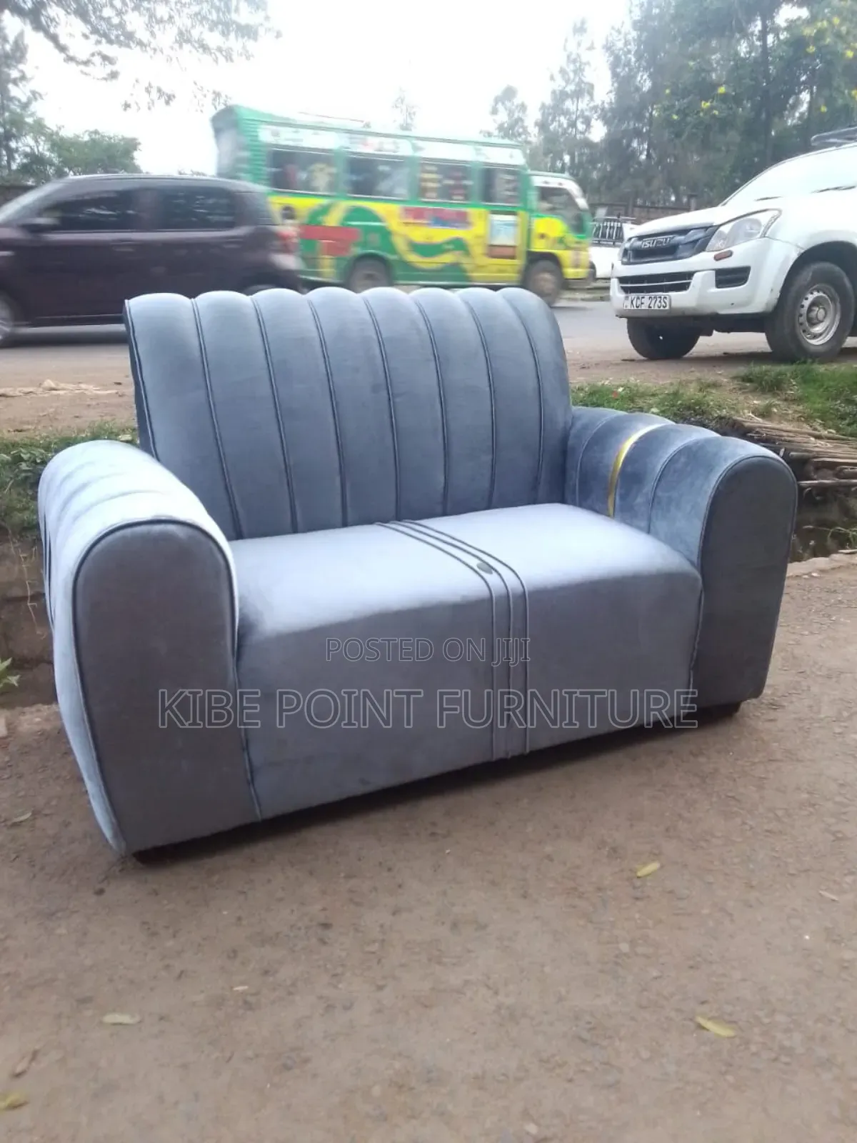Morden Sofa Available Sofa Available