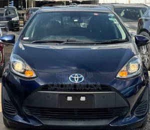 Toyota Aqua 2018 Blue