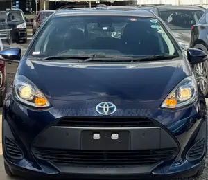 Toyota Aqua 2018 Blue
