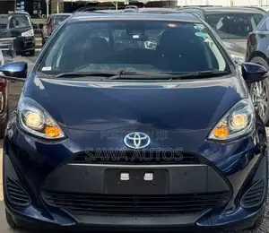 Toyota Aqua 2018 Blue