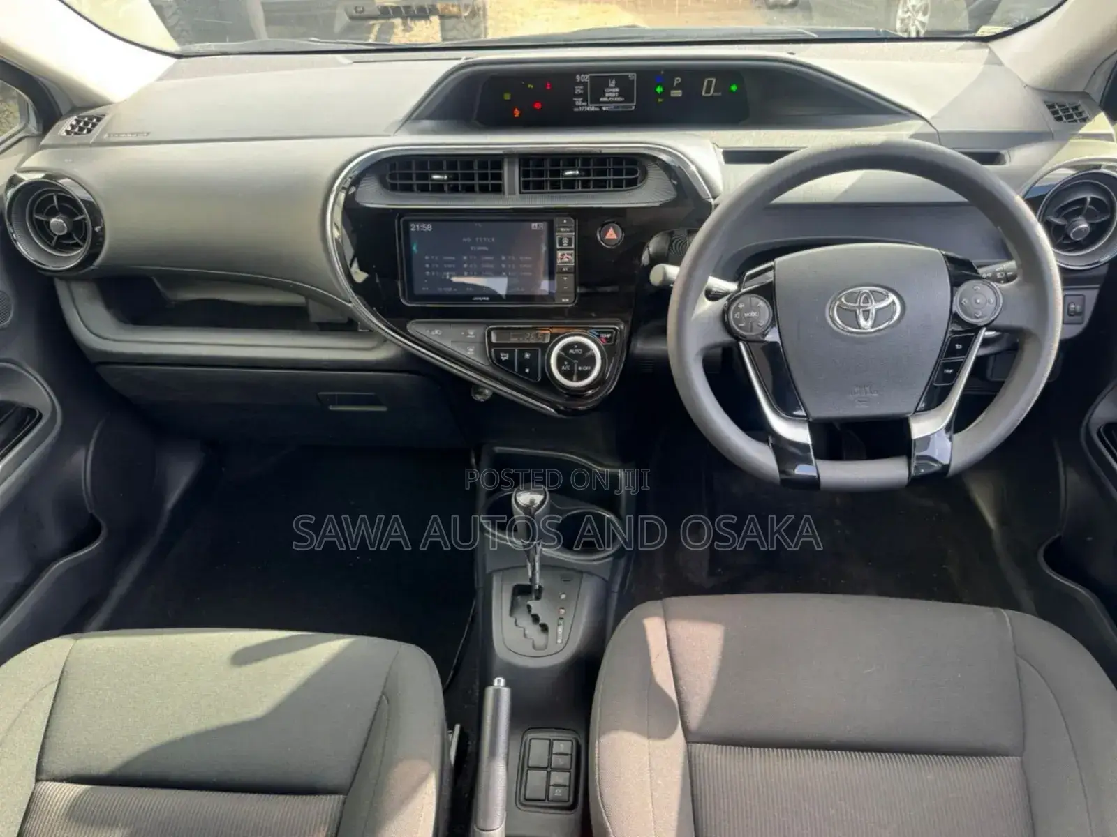 Toyota Aqua 2018 Blue