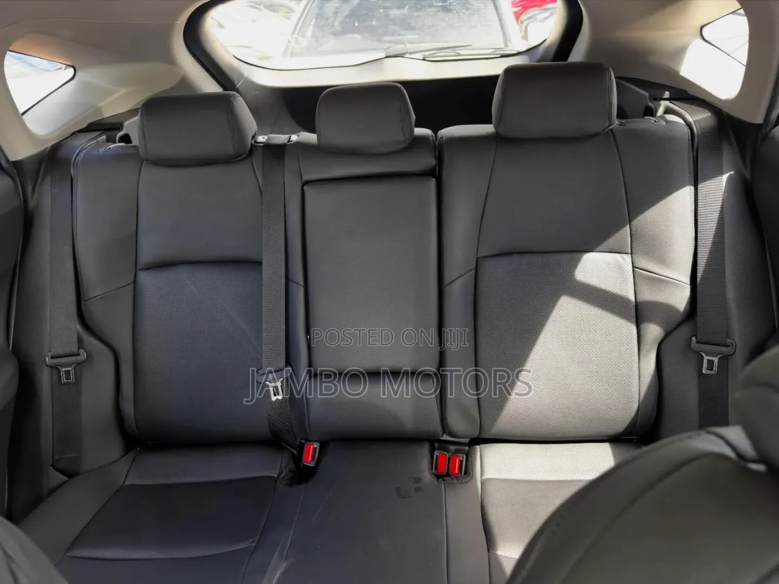 Toyota Harrier 2.0 2021 White