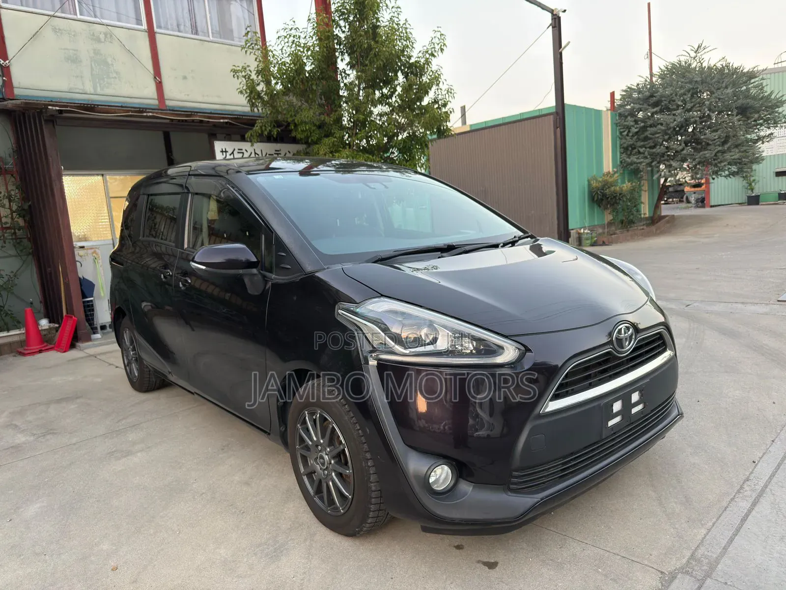 Toyota Sienta 1.5 FWD 2020 Brown