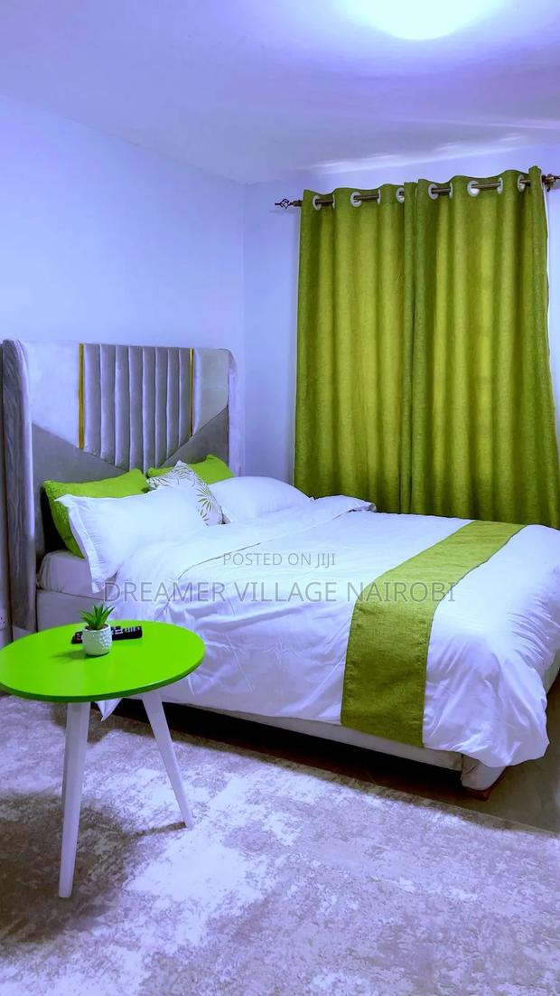 Furnished Studio Near the Highway - thumbnail 4