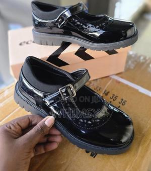 Girls High-Quality Black Wipe and Go School Shoes* Size 25-36
