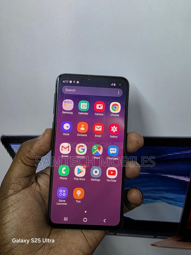 Samsung Galaxy S10e 128 GB Gray - thumbnail 5