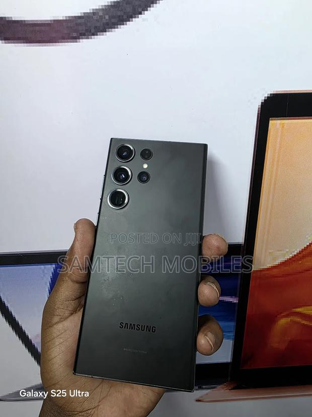 Samsung Galaxy S23 Ultra 256 GB Black - thumbnail 2