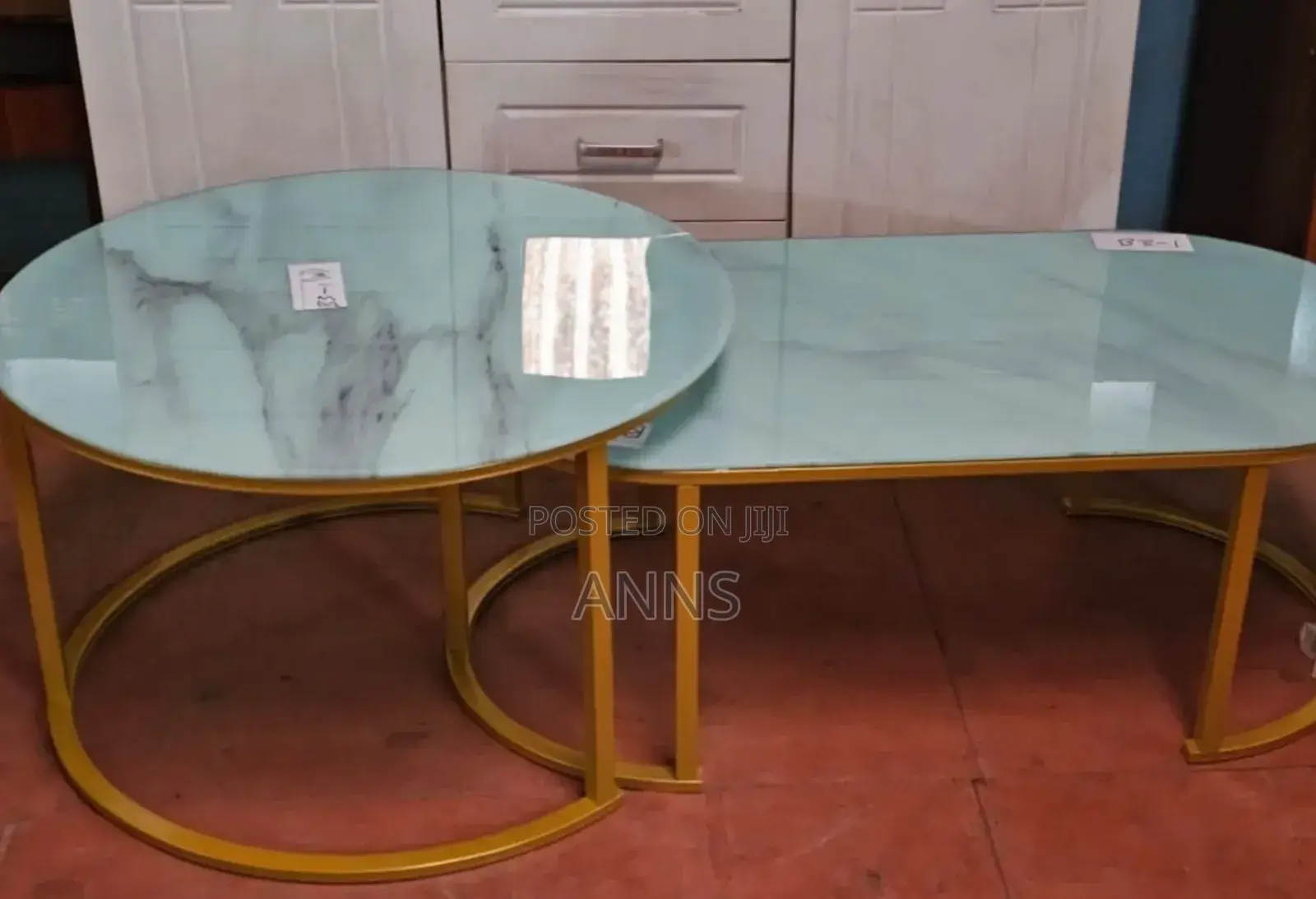 Nesting Table