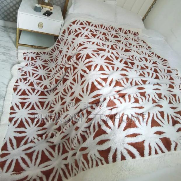 Fuzzy Sherpa Blankets Available - thumbnail 9