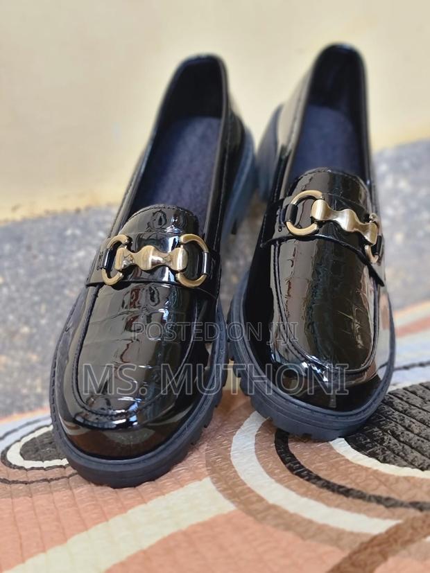 Ladies Slip on Brogues Sizes 37 ___ 42 - thumbnail 2