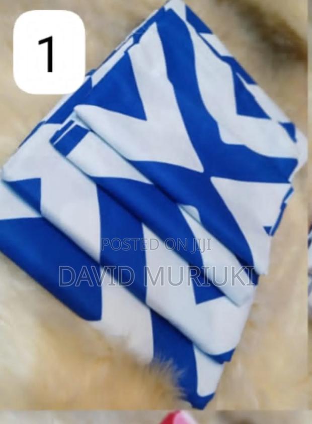Modern 6by6 Cotton Bedsheets,2 Bedsheet 2 Pillow Cases.