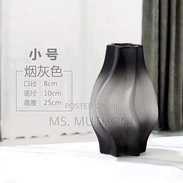 Nordic Glass Flower Vase - thumbnail 5